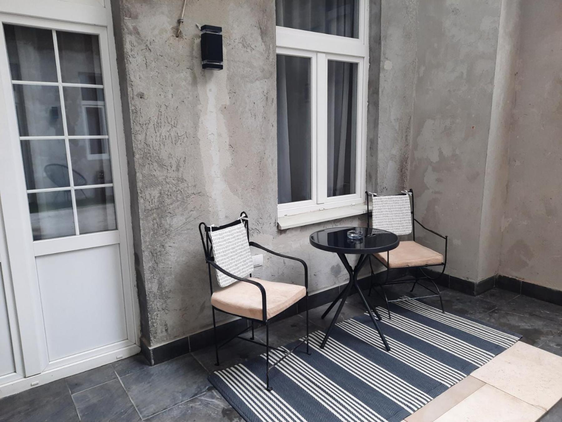 Authentic Belgrade Centre - Split Level Loft With Patio In Courtyard Apartment Exterior photo